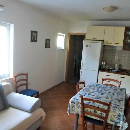 Kamilija Apartment *